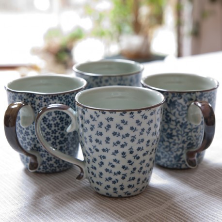 Set 4 Tasses porcelaine japonaise